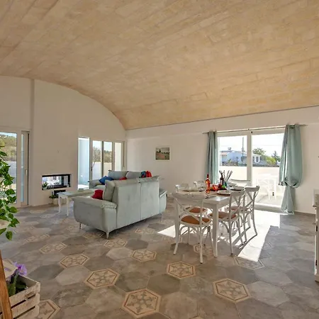 La Corte Bianca By Plus *